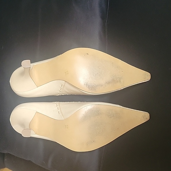 BCBGirls Cream Heels with Pointed Toe - Picture 4 of 6